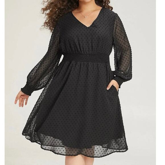 BloomChic Dresses & Skirts - Size 14 - 16 • 1x • BloomChic • Polka Dot Pocket Mesh Shirred Dress Fashion